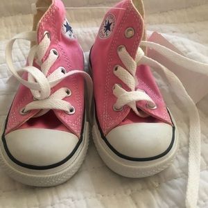 PINK CONVERSE